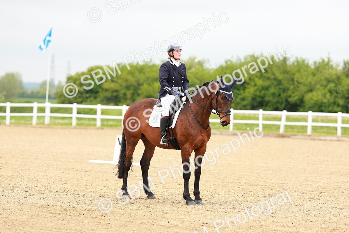 SBM_004672 - Class 15 - Novice 5