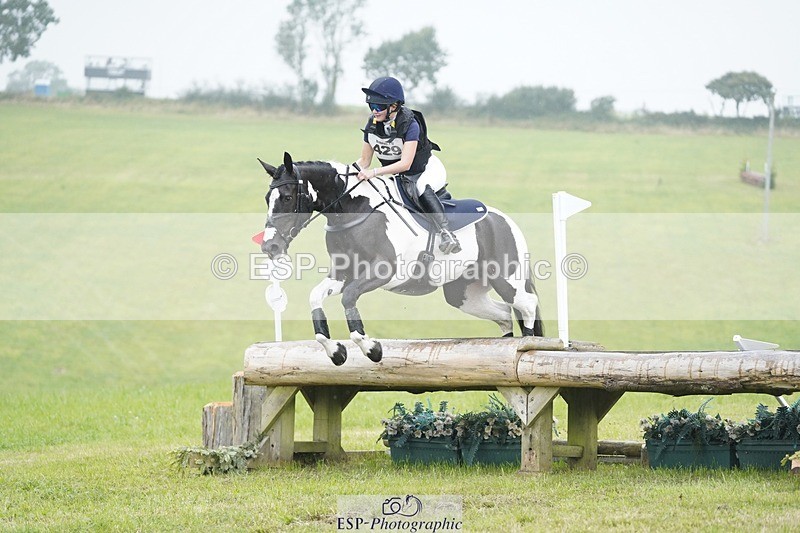 240901A-104246-05832 - 429-Maisie.Jenssen-CAPPA.RATHMORRISSEY.LADY.GERTRUDE