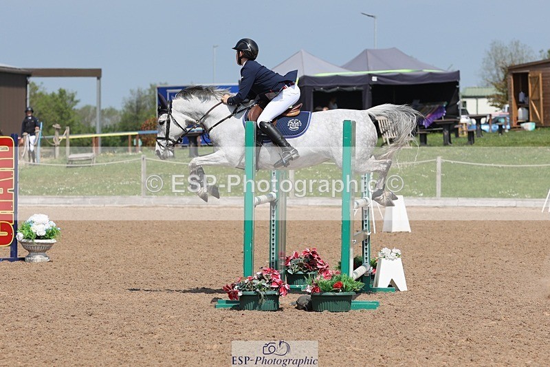 250503-121619-01001 - Cls 9 Pony Foxhunter and 1.10m Open