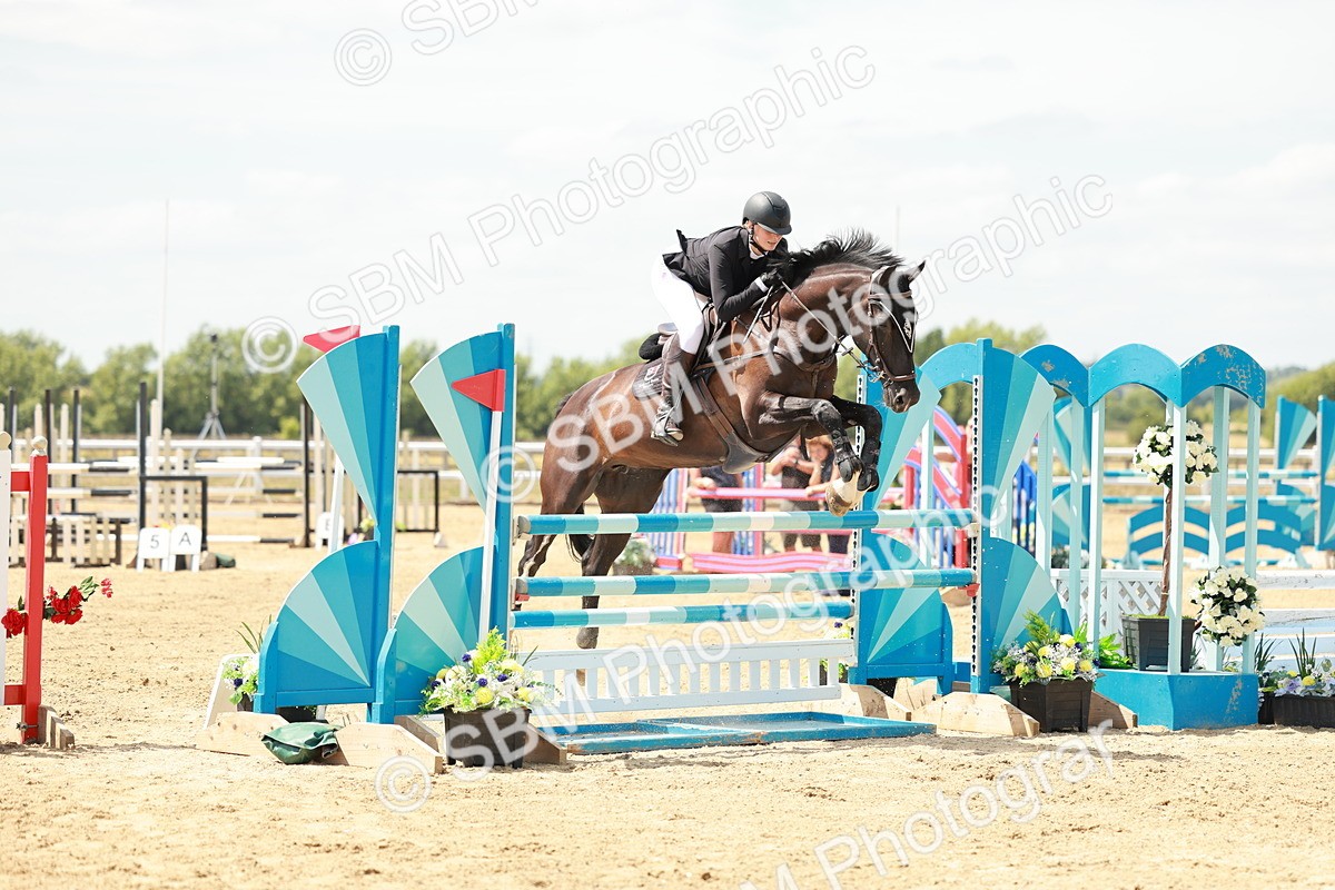 SBM_007615 - Class 3 - Senior Newcomers - 1.10m Open