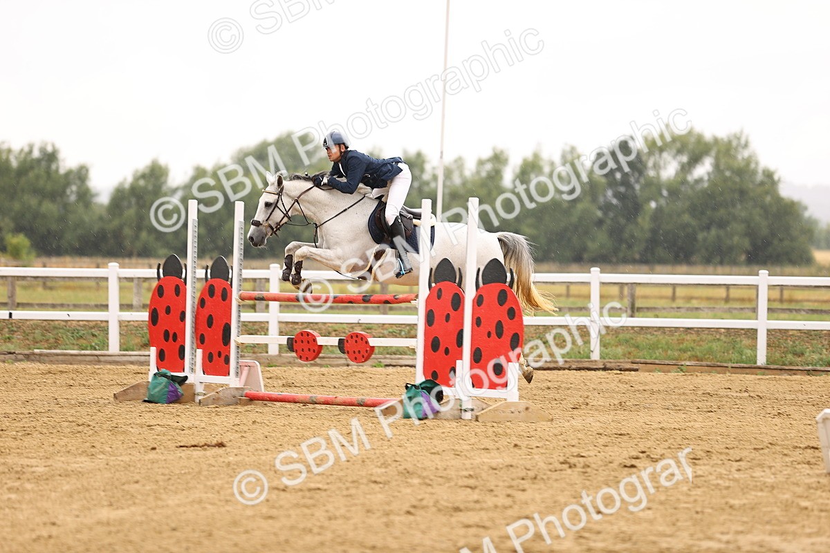 SBM_026530 - Class 12 - Amateur Championship Qualifier 1.05m