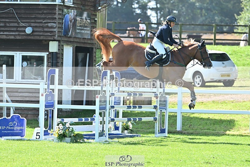 230909-112000-05148 - Cls 11 Snr Foxhunter & 1.20m Open