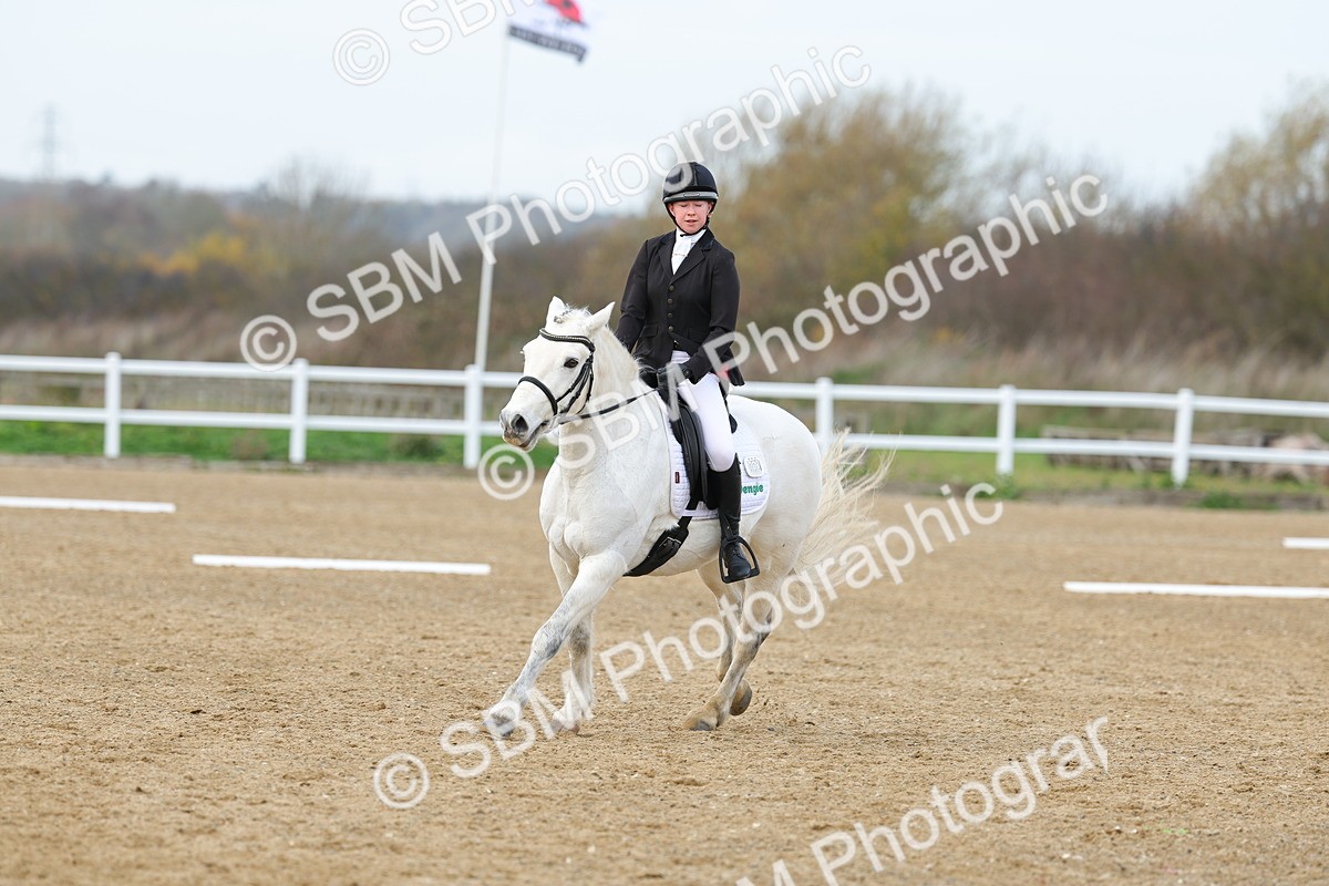 SBM_003809 - Class 7 - Novice 3