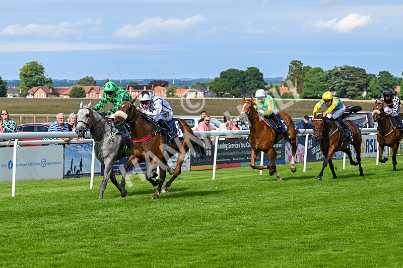 160724-Race 6-Blufferonthebus-9438 - Race 6