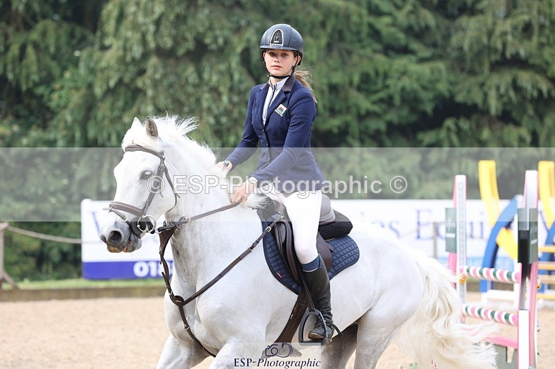 230618-092533-09629 - Cls 19 Pony Intro 1m