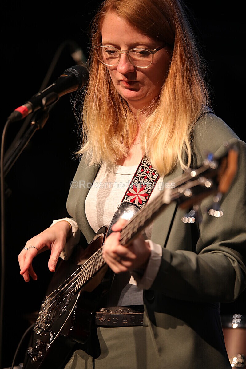 FOLK N BLUES-436 - FOLK and BLUES SEPT 2022