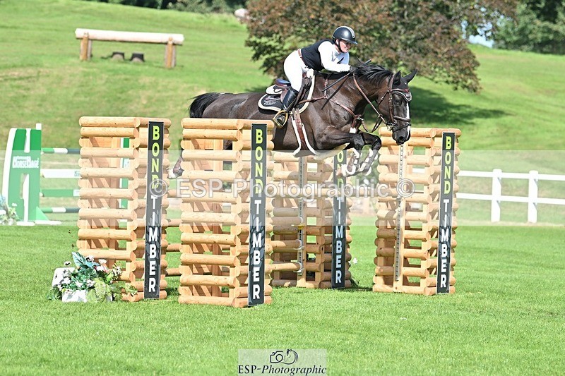 230909-113219-05219 - Cls 11 Snr Foxhunter & 1.20m Open