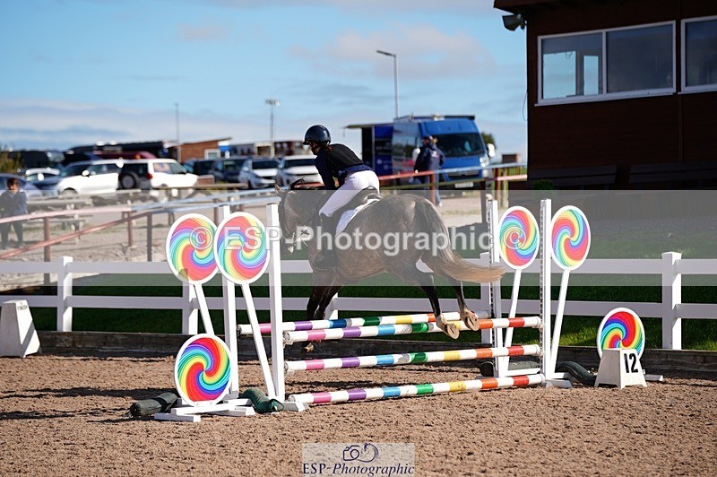 250921-112832-02697 - Cls 21+22 Club and Schools 70cm