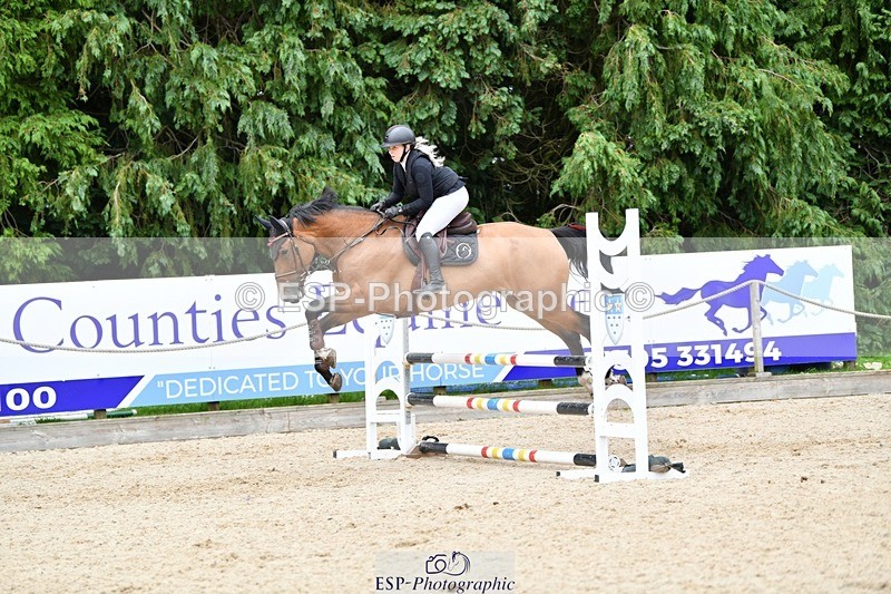 240712-113220-33020 - Cls 137 British Novice and 90cm Open