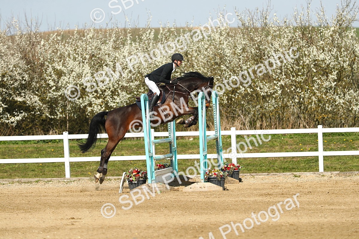 SBM_002781 - Class 11 - Senior Foxhunter - 1.20m