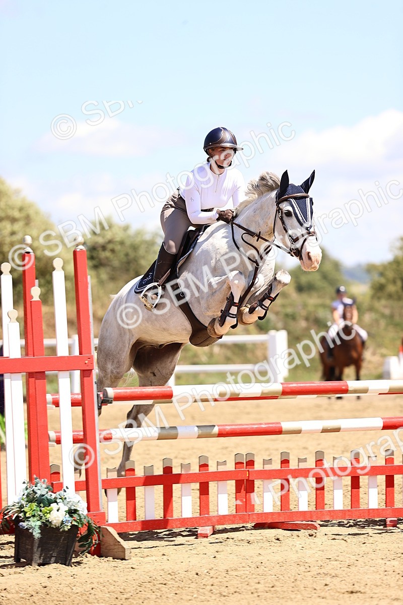 SBM_014566 - Class 15 - Senior Newcomers - 1.10m Open