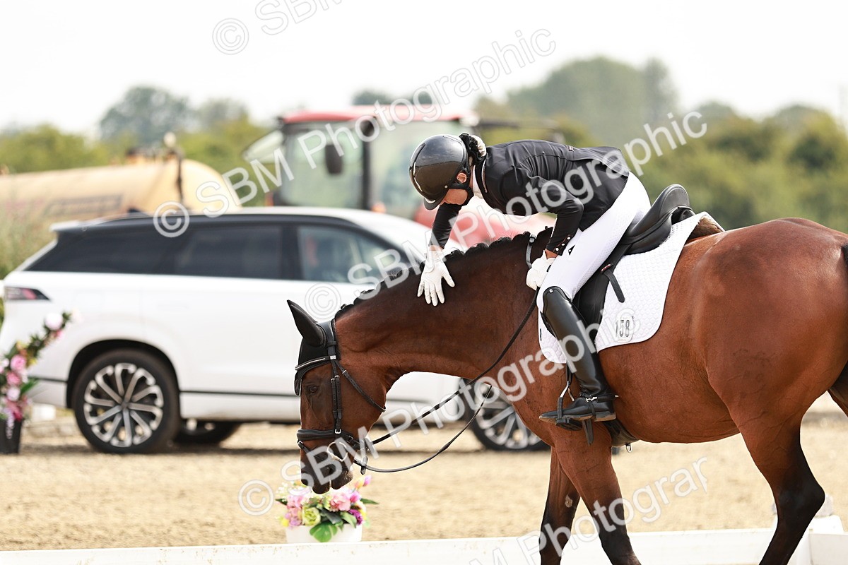 SBM_002665 - Class 6 - Novice 6 Silver - 10.17-11.20
