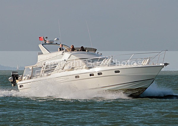 111014 TIDE CHASER IMG_5932 - Flybridge Cruisers