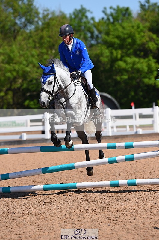 230526A-100948-01099 - Cls 8 British Novice & 90cm Open