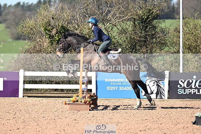 260318B-104540-00169 - Clear Round & Brit Nov 90cm