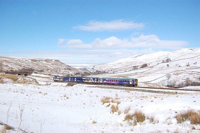 12.3.13 - 153xxx & 1587xx 11.55 Carlisle - Leeds, Ais Gill - Ais Gill (road bridge southbound)