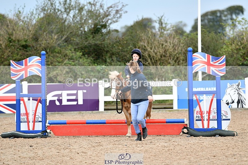 241013B-102858-00382 - Cls 2c 40cm Lead Rein