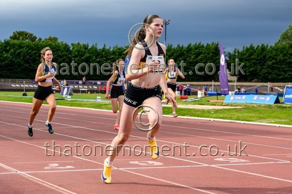 CEM26-914516 - Track Female Set Two