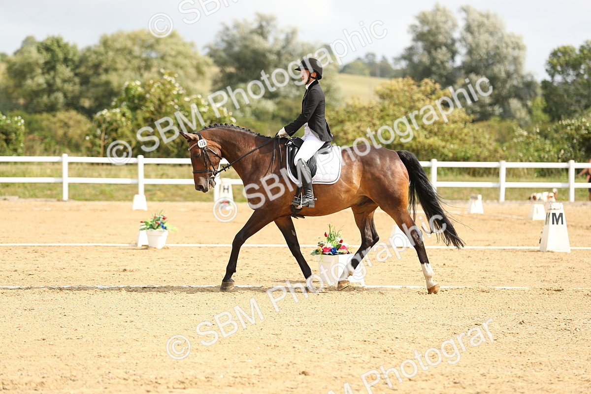 SBM_015661 - Class 13 - Novice 23 - 9.54-11.04