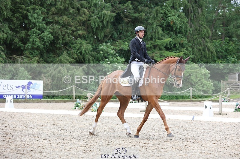 240523-120515-03693 - 223-MORNINGSTAR_VAN_ALTRIDO-Max_Warburton