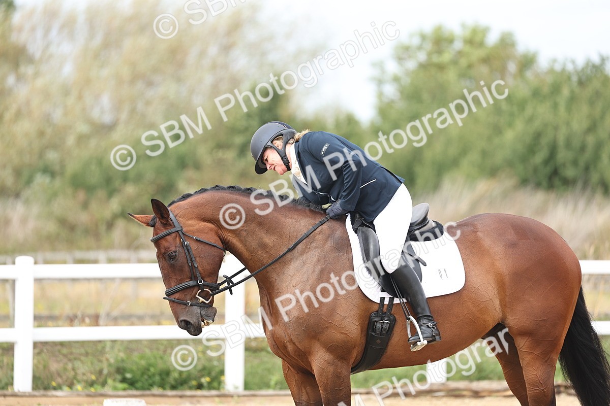 SBM_002610 - Class 7 - Novice 2 Warm Up