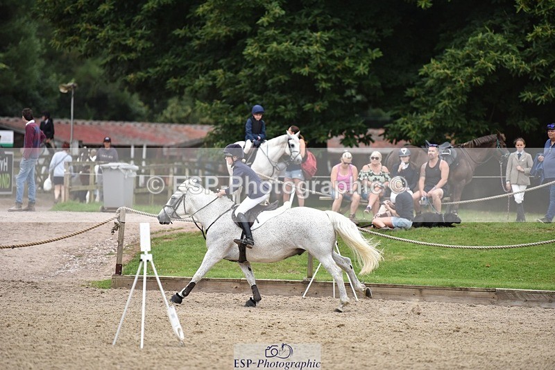 240802-104520-00945 - 80cm Round 1