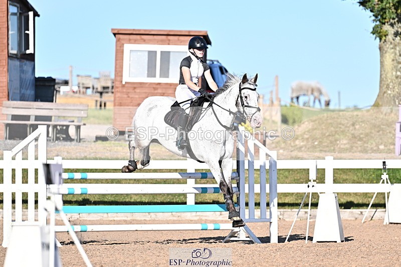 250708A-185702-00682 - 100cm Classes