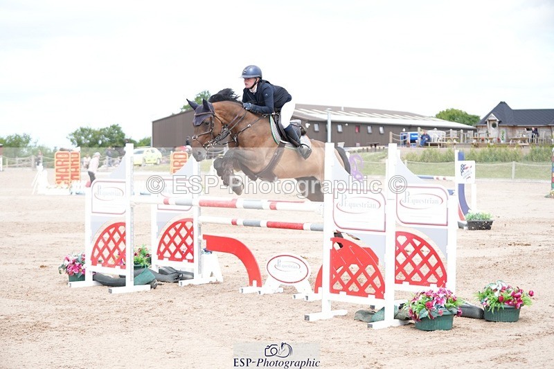 250801-112822-04929 - Cls 14 Snr Fox 1st Rnd