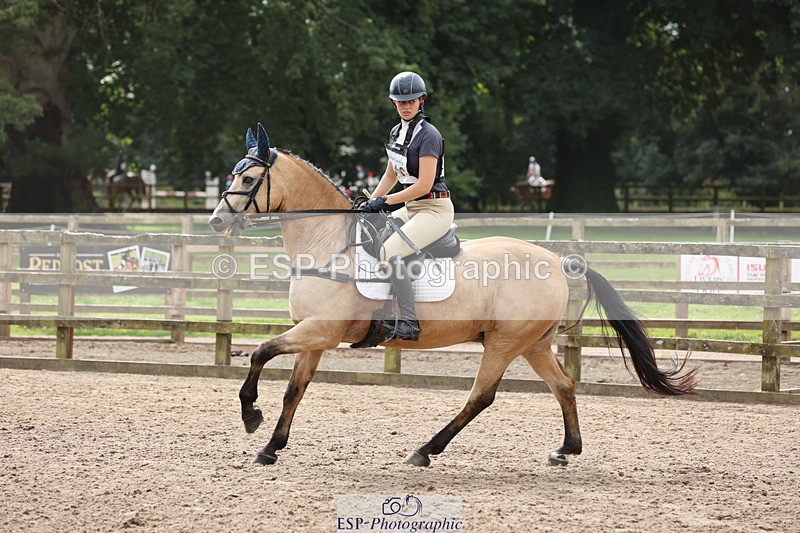 240804-105619-11370 - 316-Chloe_Dunn-TOWERHILL_SHAMIE