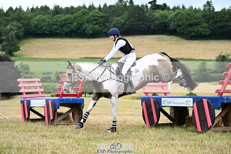 250803A-115952-11285 - L-516-Chloe.Robinson-BRACKENSPA'S.KEEP.A.SECRET