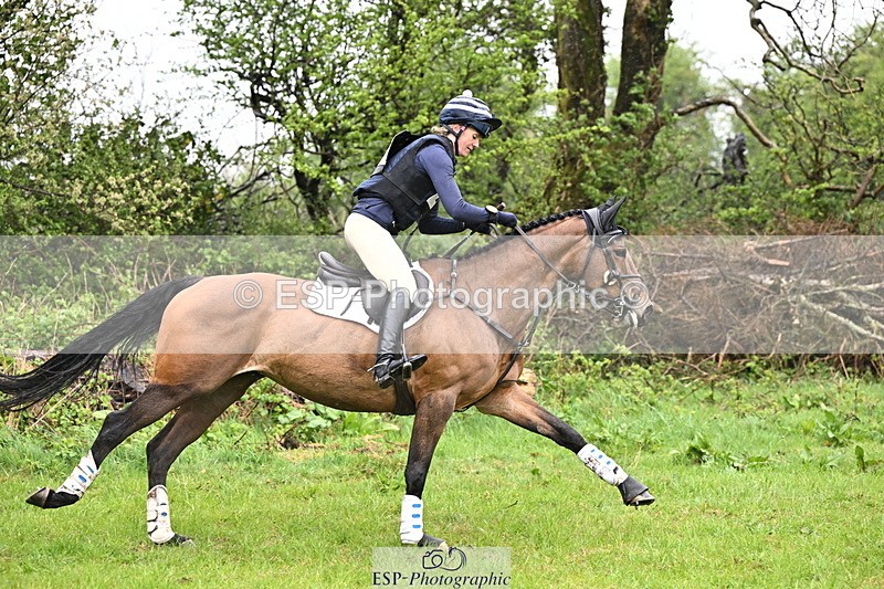 250418-140624-05433 - 212-Lucy.Lloyd-WATERNISH.BRIDLE.LANE