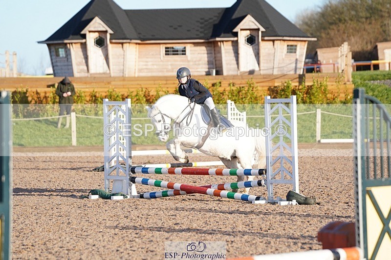 250125-101130-00906 - Clear Round 40cm and 50cm