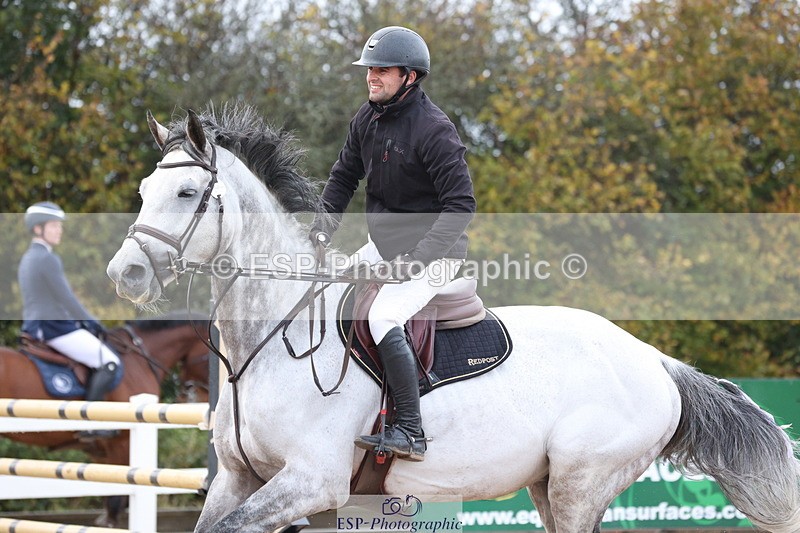 231112A-142842-04832 - Cls 21 Foxhunter & 1.20m Open