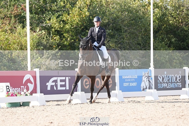 250906-161539-04997 - 049-Laura.ColeGavin.10