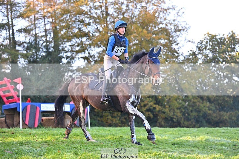 241026-095835-11084 - 312-Charlotte.Bradbury-KENSINGTON.EMPIRE