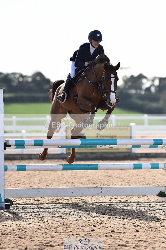 231014A-140034-05178 - Cls 15 1.05m Amateur Q 2nd R