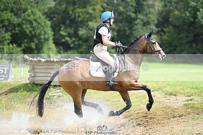 240804-135344-15322 - 514-Annie_Berry-SWANVIEW_DELTA_DAWN