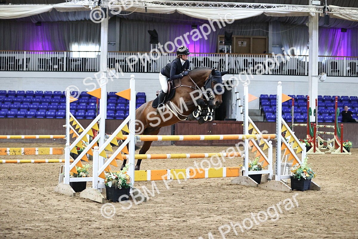 SBM_001633 - Class 4 - Senior Newcomers - 1.10m Open