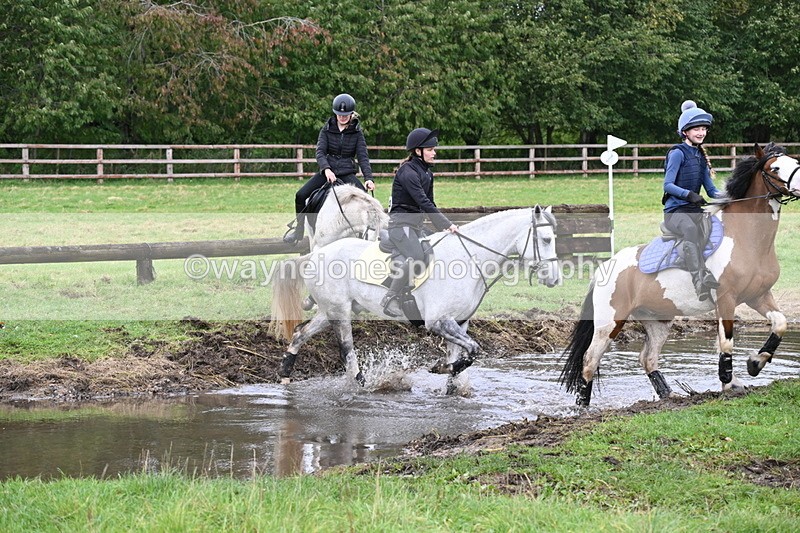 WJ6_6173 - Time at Photographer 12:41 to 13:05