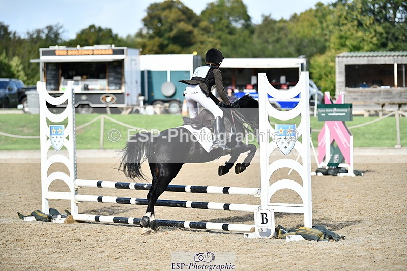 251004A-132215-01241 - Classes 6 & 7 60cm