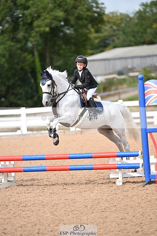 240806A-160753-00207 - Clear Round & 60cm BS Club & Schools