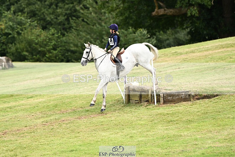 240825X-160212-36642 - 80cm XC 15.30 to 16.30