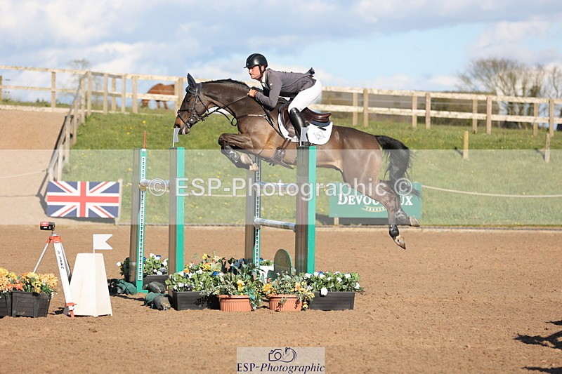 240419A-172737-09798 - Cls 10, 2 Star Big Tour 145cm  Break to End