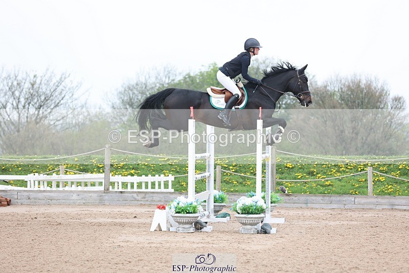 250424-125617-05647 - Cls 1 - 2 Star Small Tour