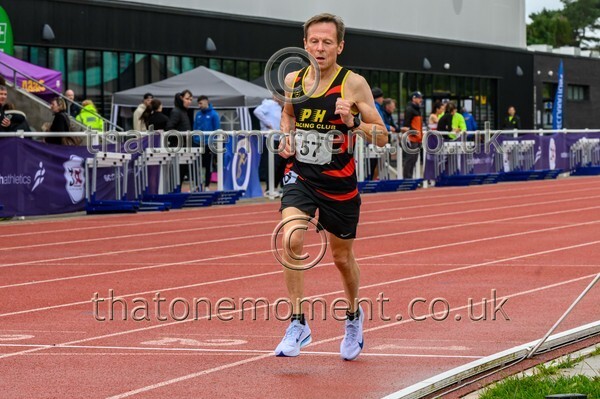 ComMast25-911284 - Track Male Set Two