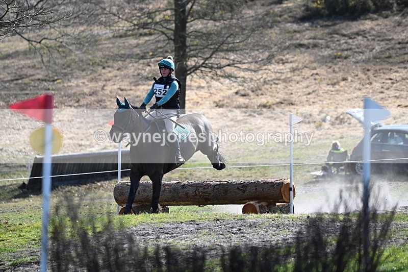 WJ6_2560 - Time 11:00 to 11:24