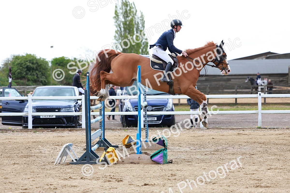 SBM_002640 - Class 11 - Senior Foxhunter - 1.20m