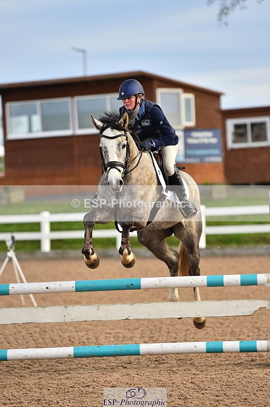 231122A-101500-00037 - Cls 1 British Novice & 90cm Open