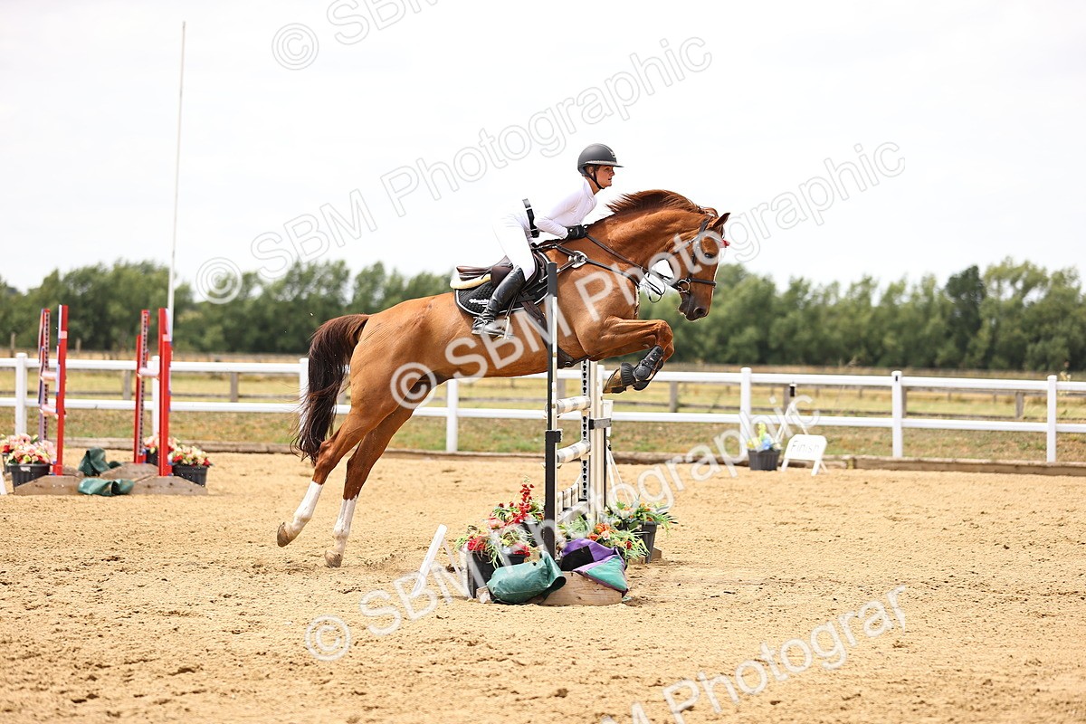 SBM_010638 - Class 9 - Senior Foxhunter - 1.20m Open