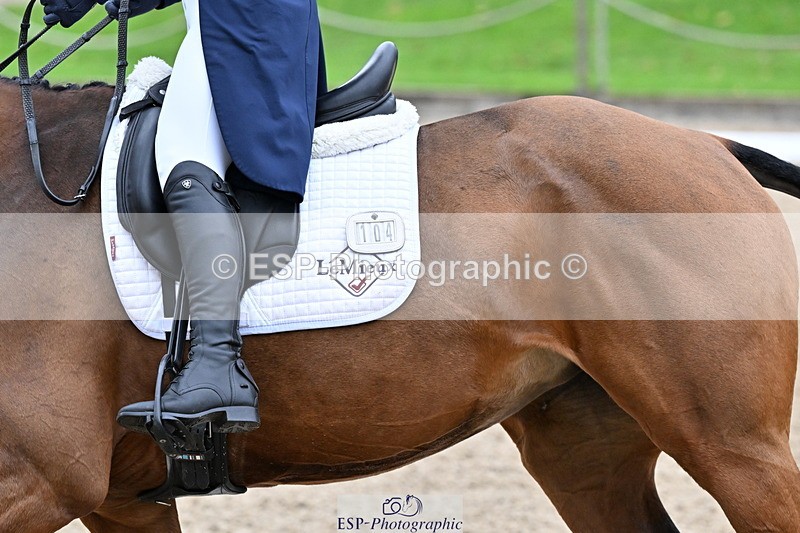 251022A-143321-00319 - B-104-Millie.Juleff